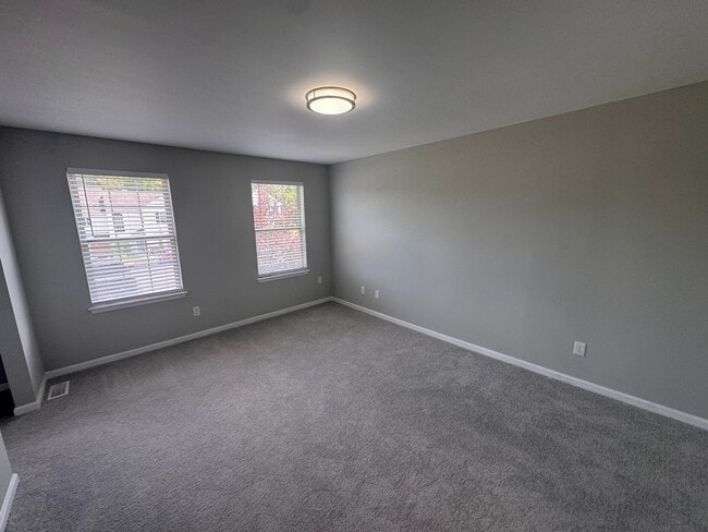 Photo - 73 Village Dr