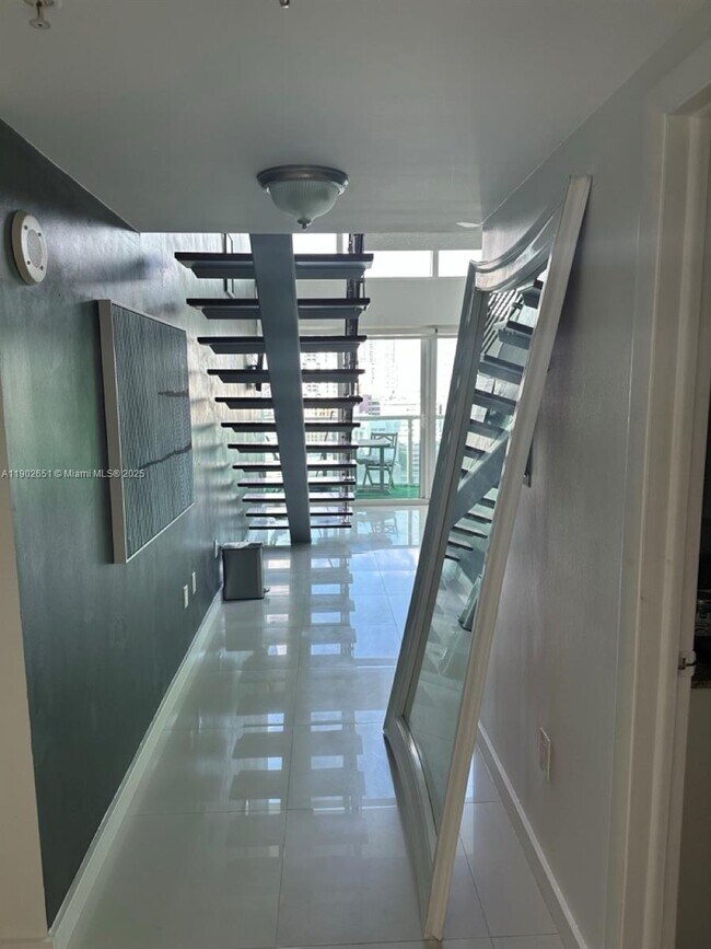 Photo - 41 SE 5th St Unidad 1201