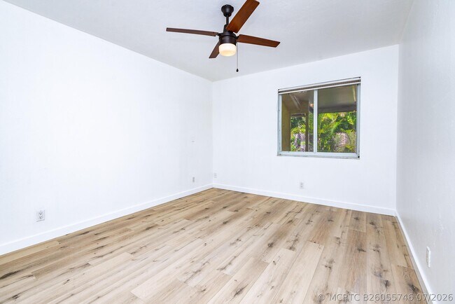 Photo - 2501 Taylor St
