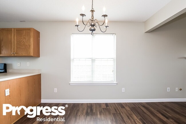 Photo - 311 Bainbridge Cir