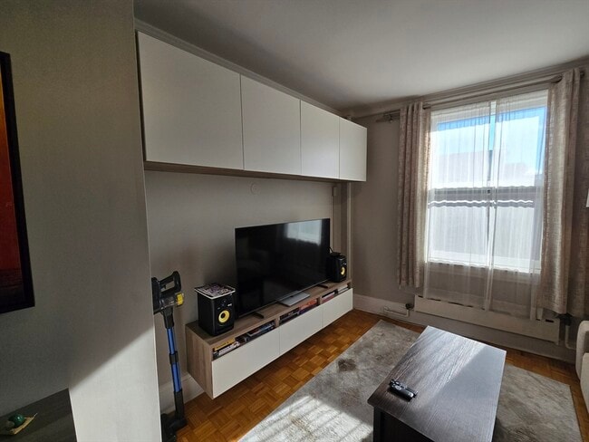 Photo - 21 Beacon St Unit 10C