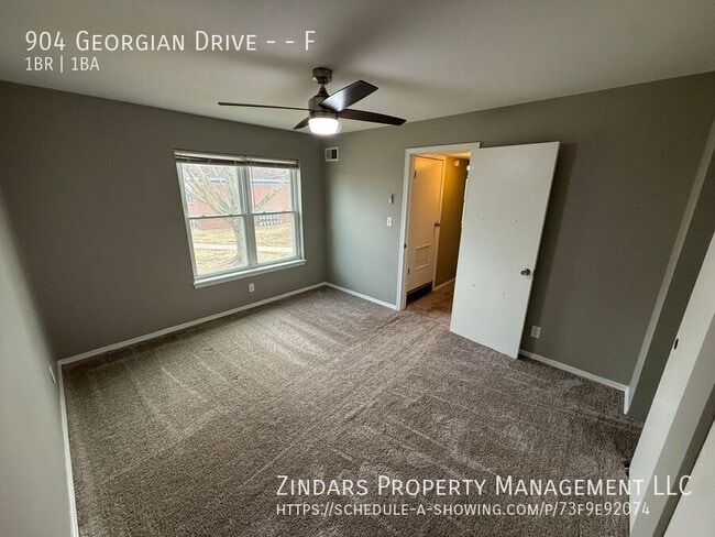 Building Photo - 904 Georgian Dr Unit F