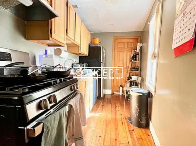 Building Photo - 11 Sewall St