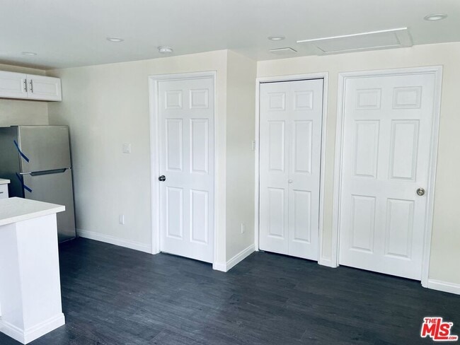 Photo - 463 N Ardmore Ave