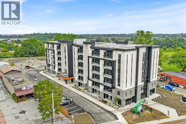 Photo - 11646 Tecumseh Rd E Unité 305