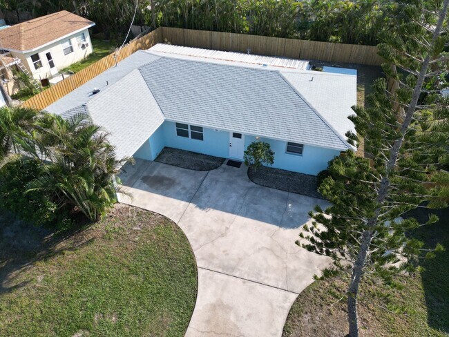 Photo - 155 Englewood Heights Rd