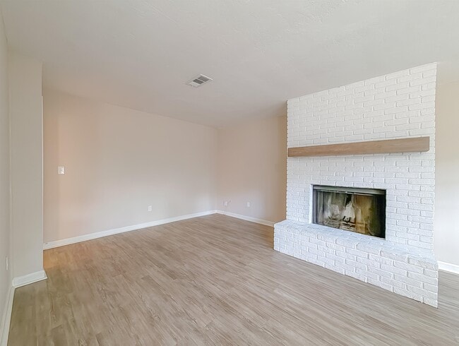 Photo - 2632 Vassar Rd