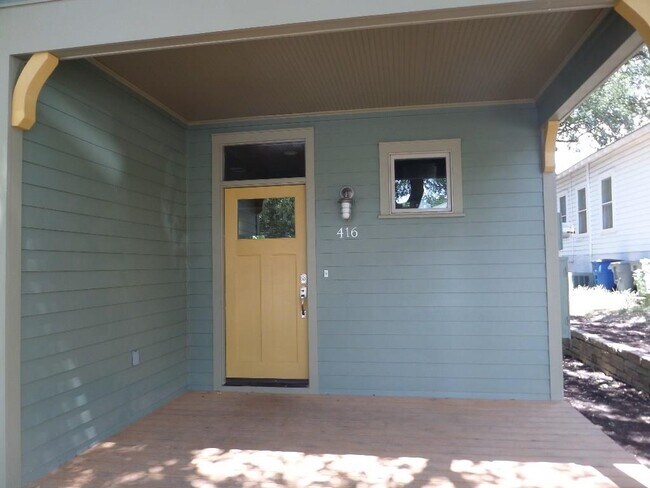 Photo - 416 W Johanna St