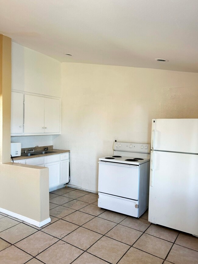 Photo - 1118 Laurel Ave