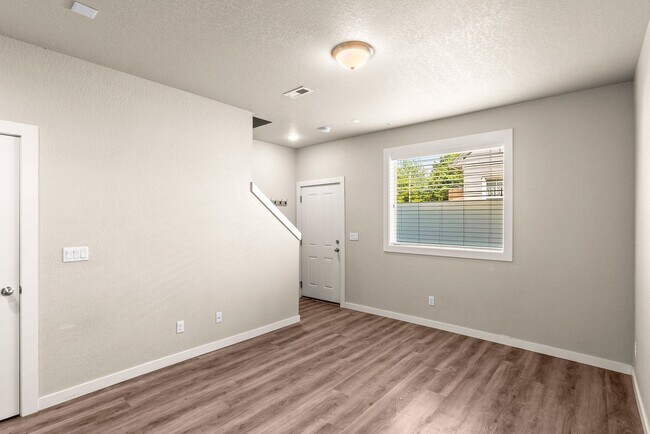 Photo - 7625 SE Milwaukie Ave Unit 07