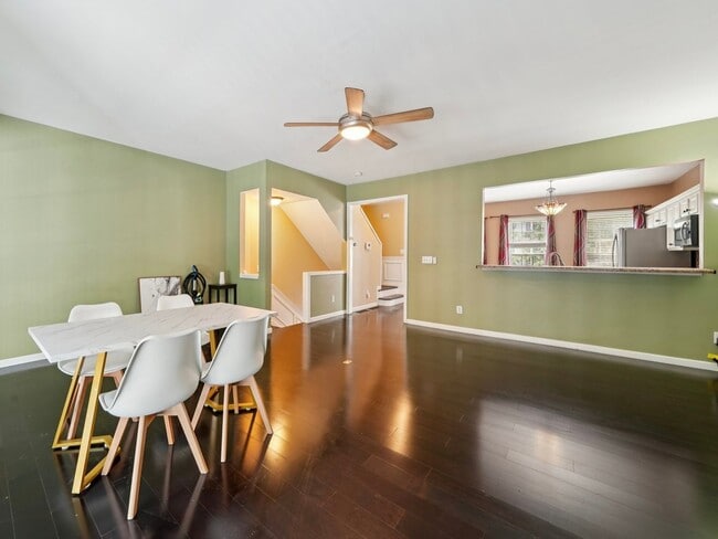 Photo - 3 Bedroom Townhome in the Heart of Dulth