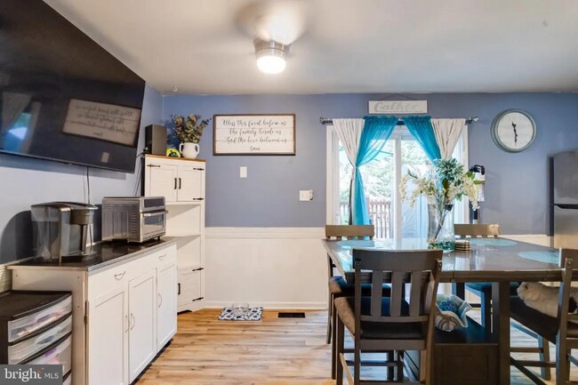 Photo - 4252 Chapelgate Pl