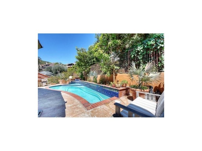 Photo - 672 Wendt Ter