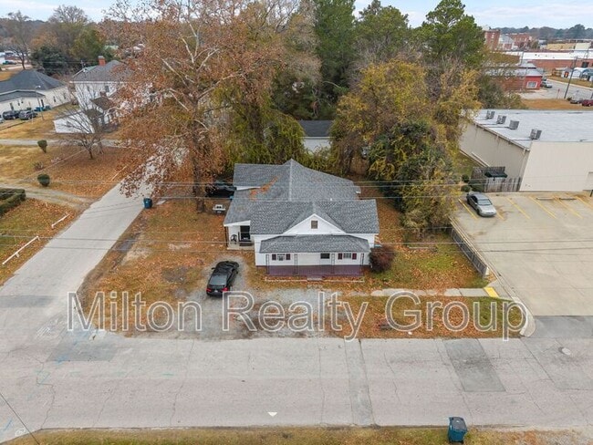 Photo - 210 S Elm Ave Unit A