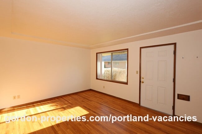 Photo - NE 65th Ave - North Tabor single level 1 bedroom apartment Unit 1171