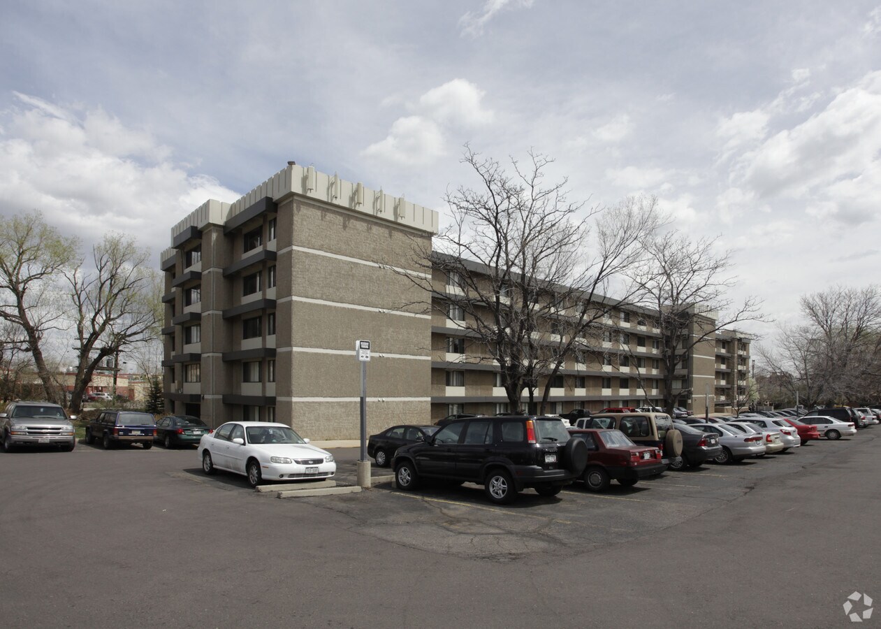 Photo - Creekside Apartments