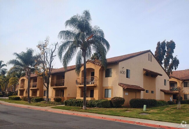 Building Photo - 12191 Cuyamaca College Dr E Unit 603 Rental