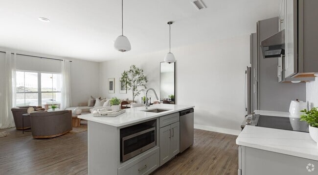 Building Photo - 7 Hudson W Dr Unit 723 Rental