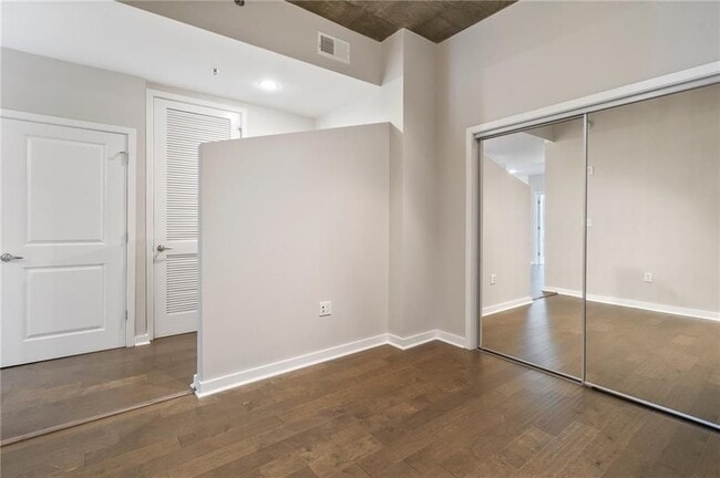 Photo - 855 Peachtree St NE