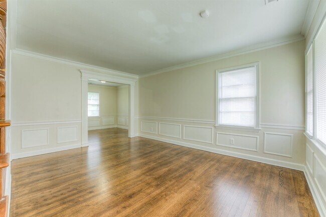 Photo - 1261 W Perkins Rd