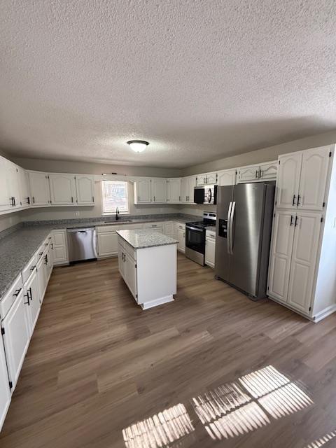 Photo - 850 Lakeview Dr