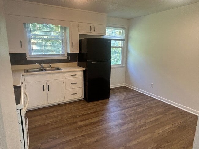 Photo - 4754 Trenton Dr Unit 4754 Trenton Dr B