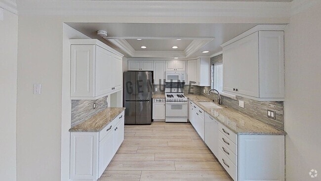Building Photo - Beautiful 3Bd 2.5Ba Costa Mesa Townhome