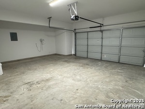 Photo - 3249 Hyacinth