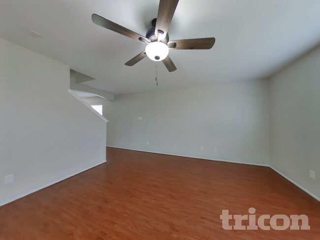 Photo - 8227 Radial Ct