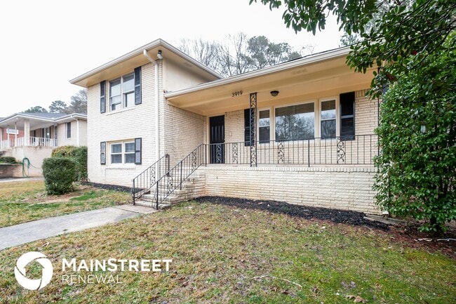 Photo - 3919 Wisteria Ln SW