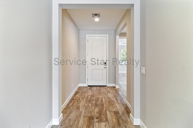 Photo - 17171 W Thousand Oaks St