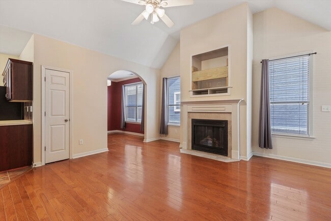 Photo - 1425 Island Town Dr