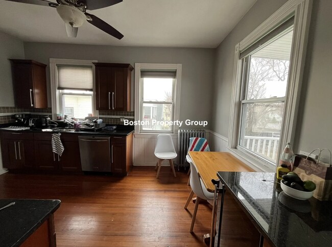 Photo - 85 Easton St Unit 3