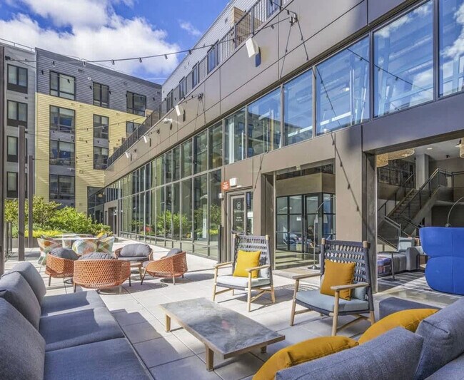 401 Assembly Row Unit SI FL2-ID1533540P