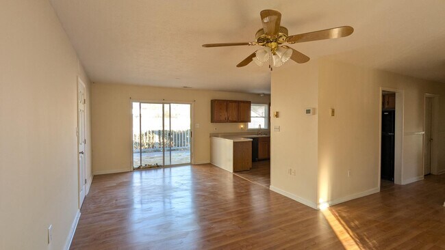 Photo - 150 Nightingale Ave