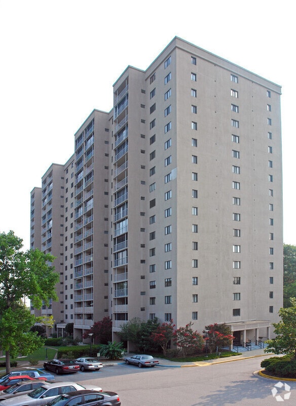 Building Photo - 1825 St Julian Pl Unit 12J Rental