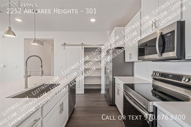Photo - 2252 Arikaree Hts