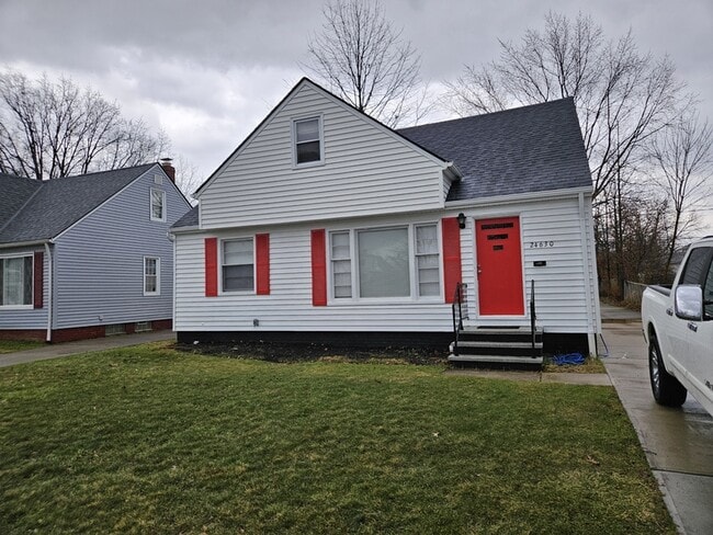 Photo - 24630 Alberton Rd