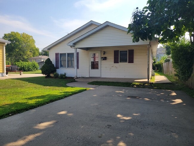 Pun-believable Deal: Stunning 3 Bed/1 Bath... - Pun-believable Deal: Stunning 3 Bed/1 Bath... House
