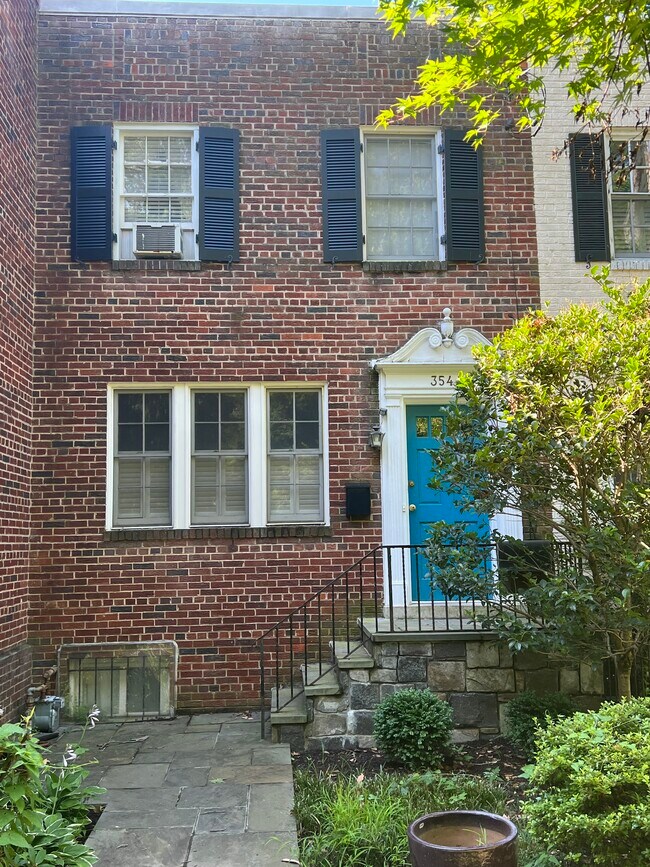 3544 Whitehaven Pky NW Rental For Rent in Washington, DC