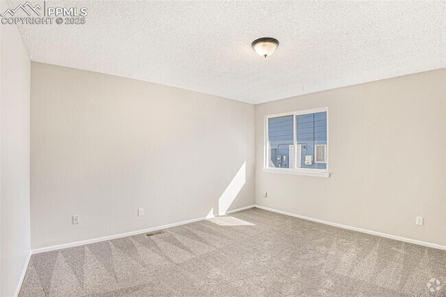 Building Photo - 2624 Bannister Ct Rental