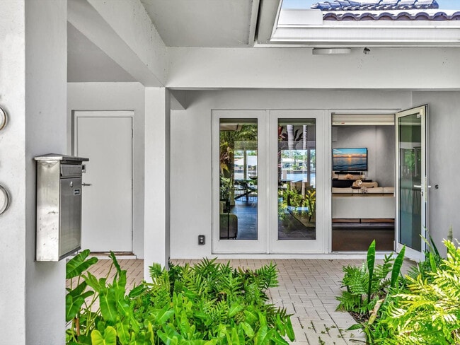 Photo - 1640 NE 43rd St