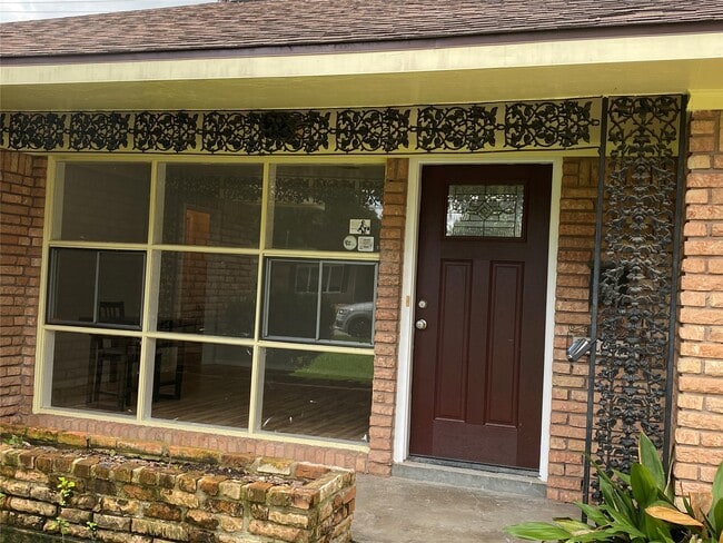 Photo - 4929 Libbey Dr