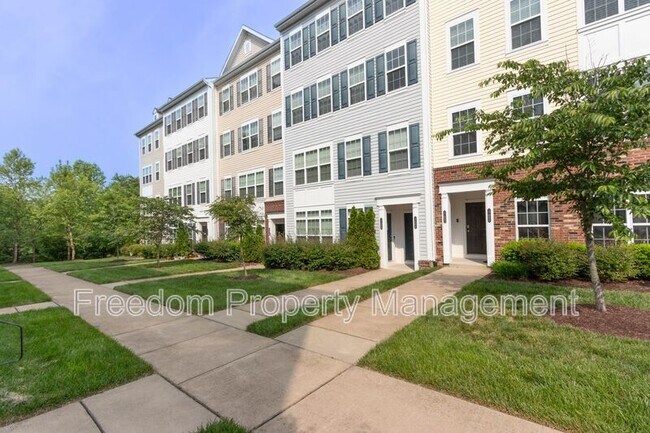 Photo - 17002 Beveridge Dr