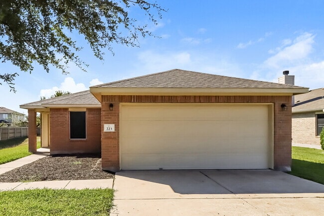 Building Photo - 223 Legends of Hutto Tr