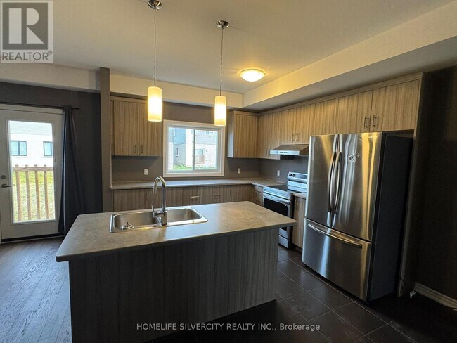 Photo - 25 McLaughlin St