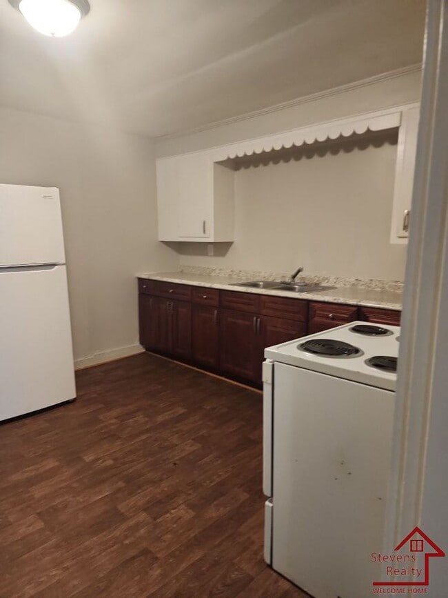 Photo - 1267 Phillips Dr