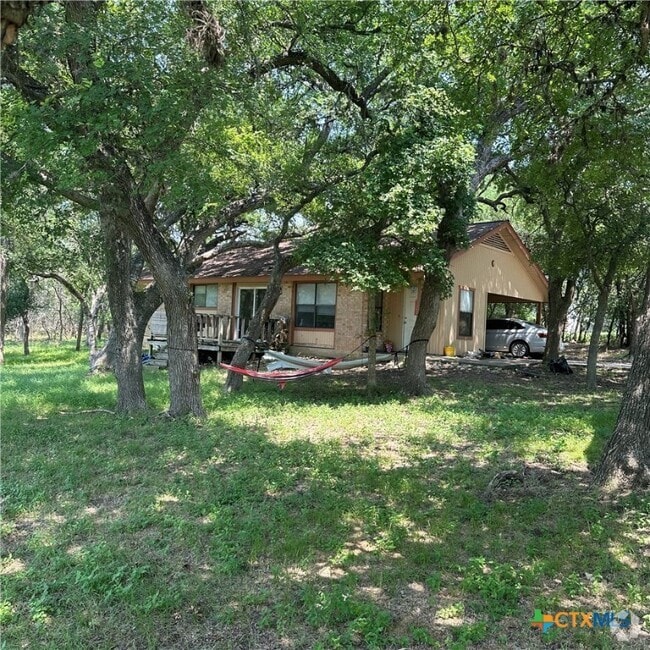 Building Photo - 606 Deerwood Dr Rental