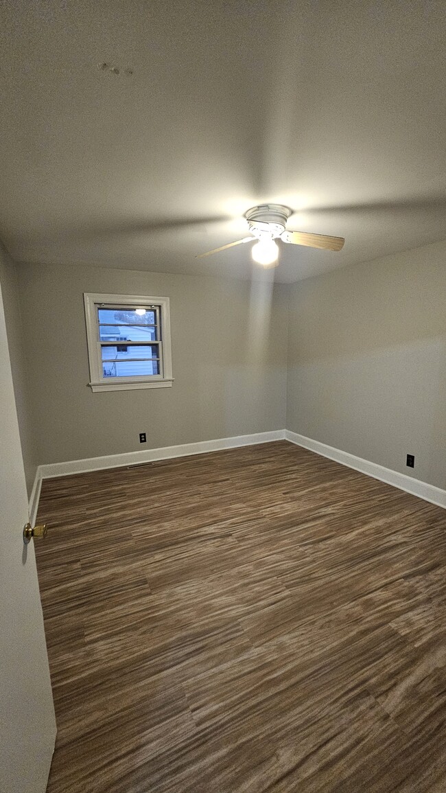 Photo - 202 N Caswell St