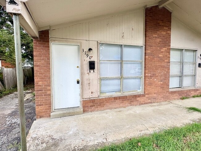 Photo - 3190 Coleman Ave